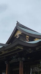 Detail of Japanese shrine architectures.  Plum floral as their “Kamon”(family crest), the beautiful craftsmanships are the characteristic of the publicly loved landmark “Yushima Tenjin”.  2022/6/14