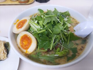 札幌パクチーラーメン