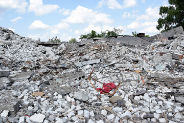 The Ukrainian school in the city of Kharkov was bombed as a result of the conflict between Ukraine...