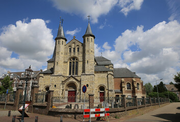 Naklejka na ściany i meble Geulle (Meersen), Netherlands (South Limburg) - Juin 9. 2022: Beautiful gothic medieval dutch church, national heritage site
