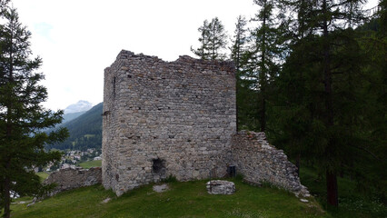 Fototapeta na wymiar Ruin Guarda Val.