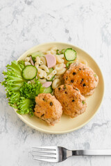 鶏肉団子の照り焼き