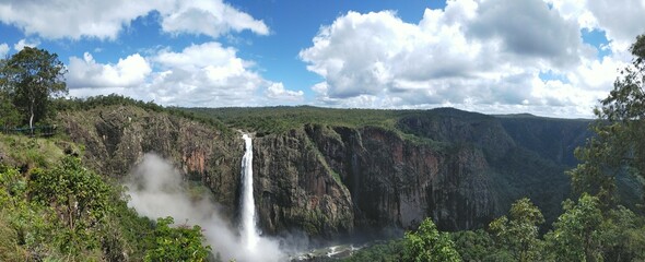 Wallaman falls in Queensland beautiful view

