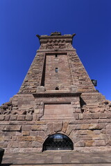Kyffhäuser Denkma, auch Barbarossadenkmal, ist ein Kaiser-Wilhelm-Denkmal im Kyffhäusergebirge...