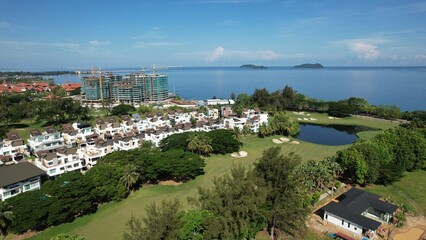 Obraz premium Kota Kinabalu, Sabah Malaysia – June 15, 2022: The Sutera Harbour, Resorts and Marina Bay