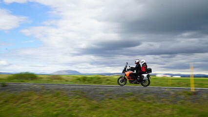 Motoradfahrer in Island