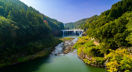 沈堕の滝(ちんだのたき)
Chinda...