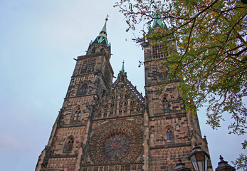 Fototapeta na wymiar Church of St. Lorenz in Nuremberg, Germany 