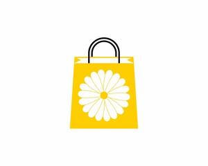 Shopping bag with flower silhouette inside