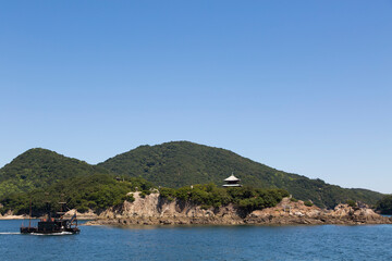 船と海と神社