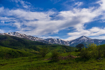 Fototapeta na wymiar Pambak range with Maymekh mountain in Armenia