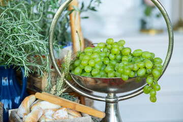 fresh grapes in a bunch