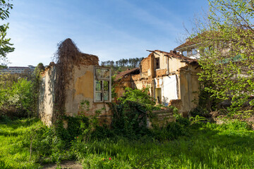 Fototapeta na wymiar Nineteenth Century Houses house in Old town of Tryavna, Gabrovo region, Bulgaria