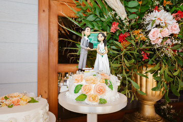 Novios en la torta de Matrimonio