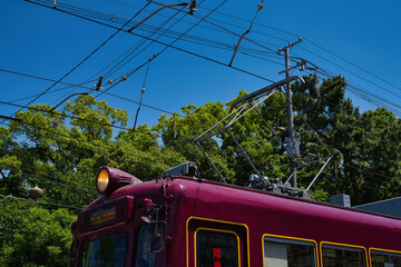 路面電車と動力の電線