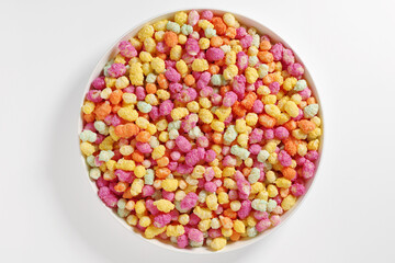 Puffed maize and rice confectionery