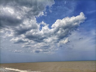 Attractive view of the white clouds and blue background 
