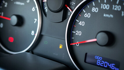 Gas gauge fuel empty. Petrol tank meter car indicator on dashboard. Low gasoline level. Fuel gauge gas. - obrazy, fototapety, plakaty