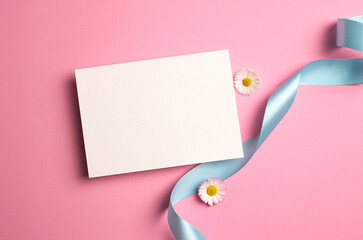 Wedding invitation or greeting card mockup with daisy flowers