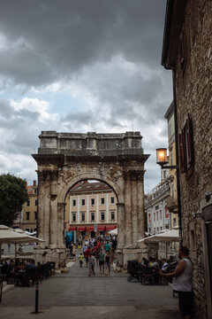 Arch of the Sergii Slavoluk Sergijevaca Zlatna vrata in Pula Croatia