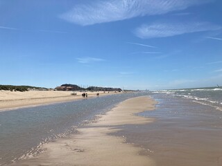 Sommerlicher Nordseestrand bei De Haan, Belgien