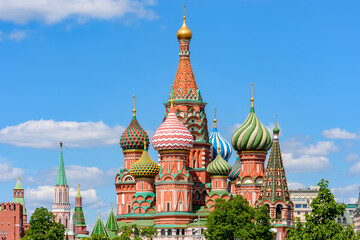 Fototapeta premium Cathedral of Vasily the Blessed (Saint Basil's Cathedral) on Red Square, Moscow, Russia