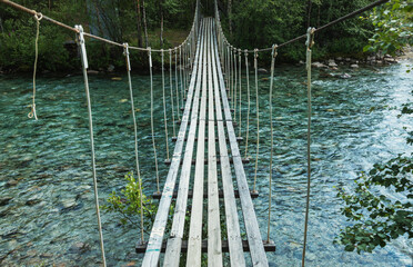 Suspension rope bridge