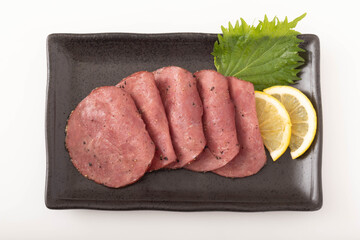 牛タン　(スモーク　桜チップの燻製)