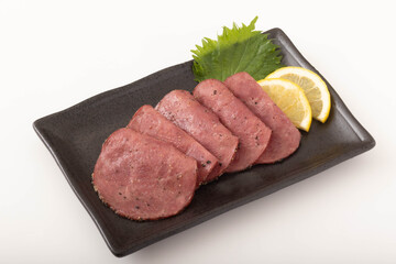牛タン　(スモーク　桜チップの燻製)