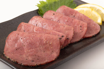 牛タン　(スモーク　桜チップの燻製)