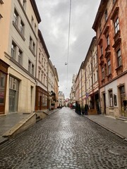 Fototapeta na wymiar narrow street