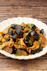 茄子の肉味噌炒め