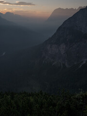 Obraz premium Sunrise over the Dolomite mountains, Italy