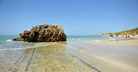 Photo sur Plexiglas Plage de Bolonia, Tarifa, Espagne Parque Natural del Estrecho, playa virgen de Bolonia, una de las playas de Tarifa en la costa de Cádiz, Andalucía, España