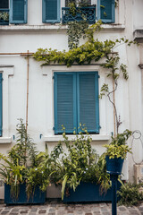 Fototapeta na wymiar Paris montmartre neighborhood with.a blue window