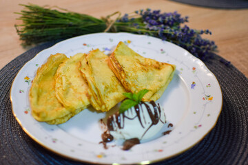 Crepes with Mascarpone or Vanilla Cream