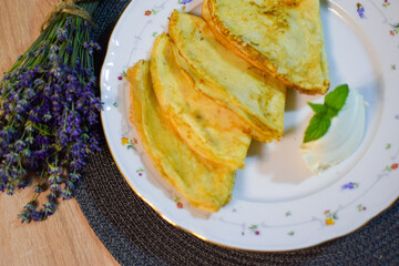Crepes with Mascarpone or Vanilla Cream