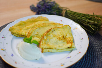 Crepes with Mascarpone or Vanilla Cream