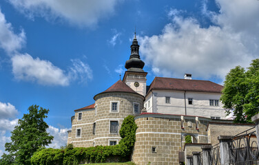 Schloss, Weinberg, Kefermarkt, Mühlviertel, Renaissanceschloss, Burg, Renaissance, Schlossanlage, Mittelalter, imposant, wehrhaft, Turm, Gasse, Rundturm, historisch, Tor, Steinbrücke, Wehrgang, Wehrgä