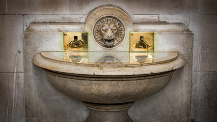 London Museum Fountain