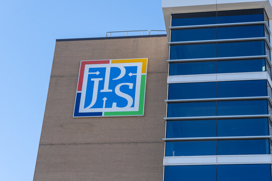 Fort Worth, TX, USA - March 19, 2022: JPS Hospital logo on the building in Fort Worth, Texas, USA. John Peter Smith Hospital is a hospital that provides inpatient, outpatient and behavioral healthcare