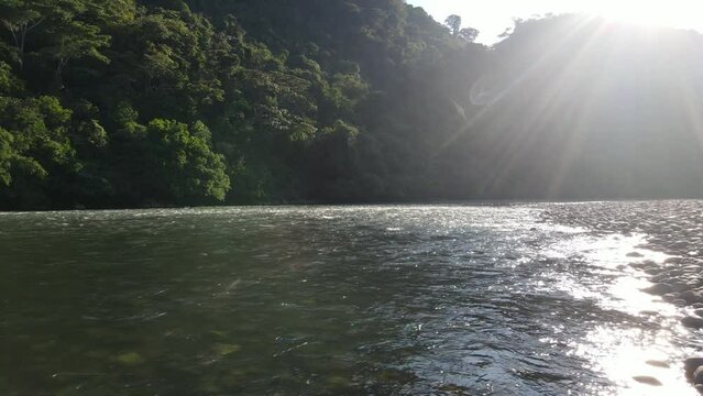 PANORAMA DEL SOL Y EL RIO HUALLAGA JUNIO 2022