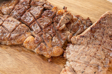 網目模様のグリルステーキ　Grilled steak