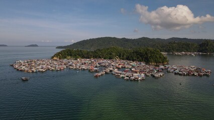 Fototapeta premium The Scenery of The Villages Within Gaya Island, Kota Kinabalu, Sabah Malaysia