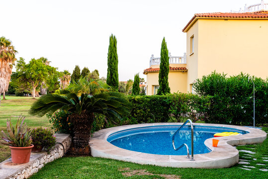 Luxury Mediterranean Villa with Pool. Valencia, Spain