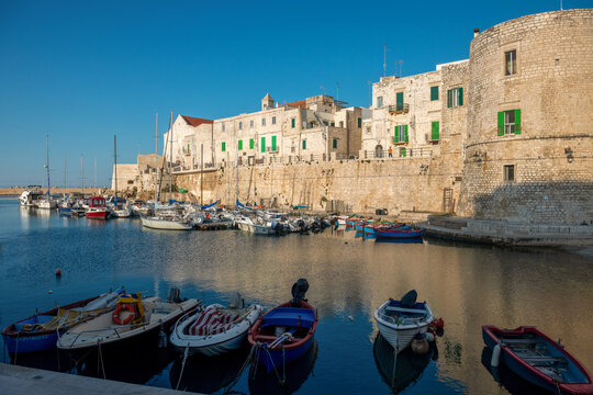 port w Giovinazzo