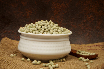 Uncooked dried green peas