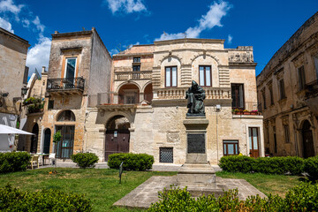 Fototapeta pomnik w Lecce obraz