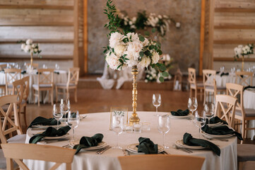 Georgeous wedding table setting. Wedding Decor.