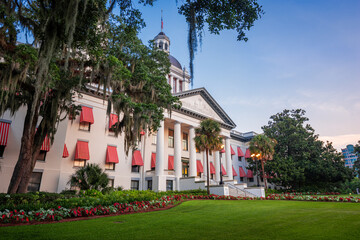 Tallahassee, Florida, USA at the Old and New Capitol Building